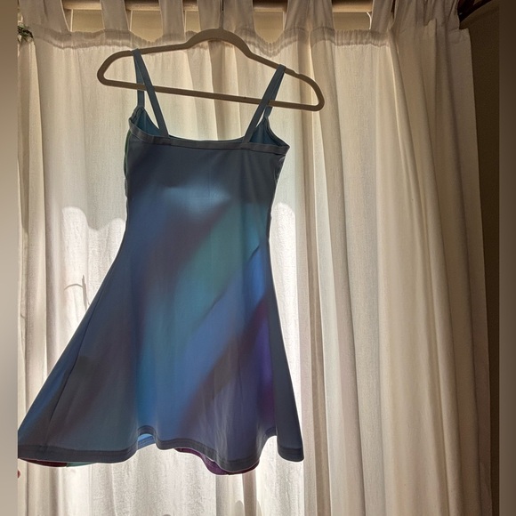 13 Going on 30 imitation dress - Picture 2 of 3